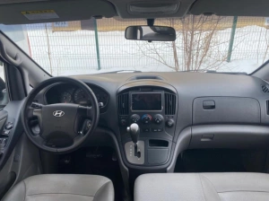 Hyundai H-1 (Grand Starex)